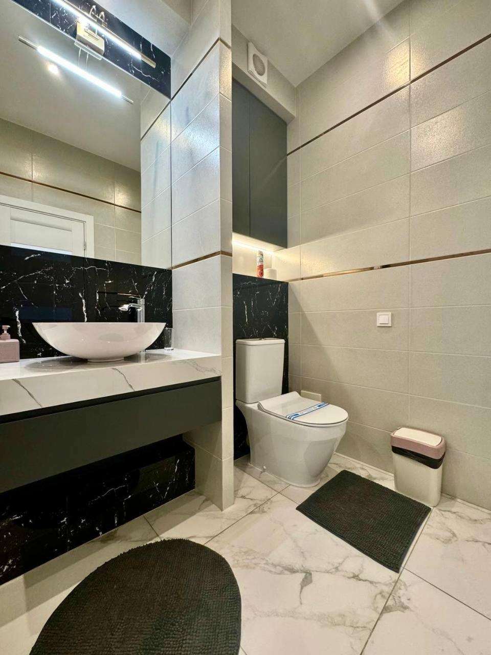 Apartpoltava Premium Дизайн Закритий Жк Пилипа Орлика 26 Poltava Exterior foto